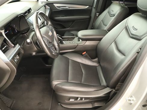 Used 2019 Cadillac XT5 Premium Luxury FWD image 23