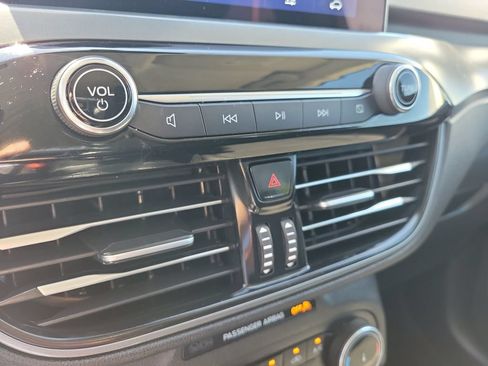 Used 2025 Ford Escape Active FWD image 28
