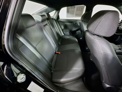 Used 2025 Honda Civic Sport image 11
