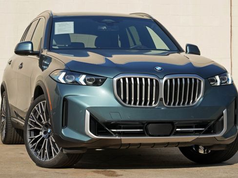 Used 2025 BMW X5 sDrive40i w/ Climate Comfort Package RWD image 4