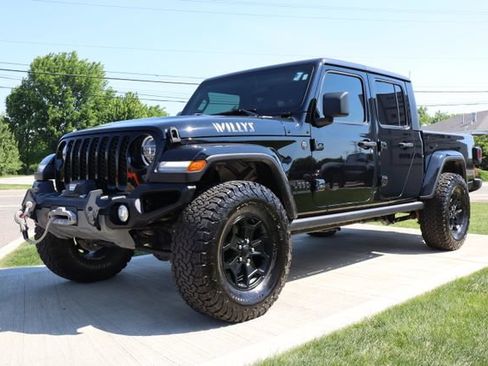 Used 2022 Jeep Gladiator Sport AWD/4WD image 9