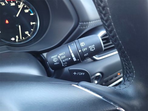 Certified 2025 MAZDA CX-5 Signature image 23