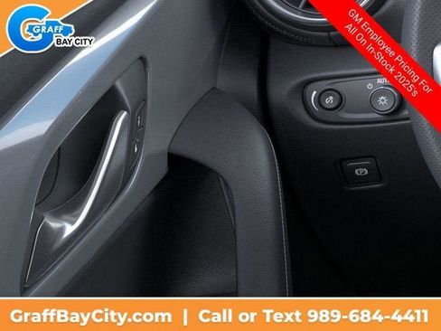 New 2025 Chevrolet Blazer LT w/ Convenience Package image 23