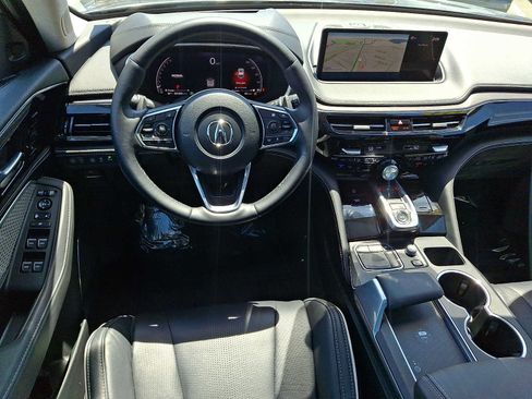 Used 2023 Acura MDX SH-AWD w/ Advance Package image 12