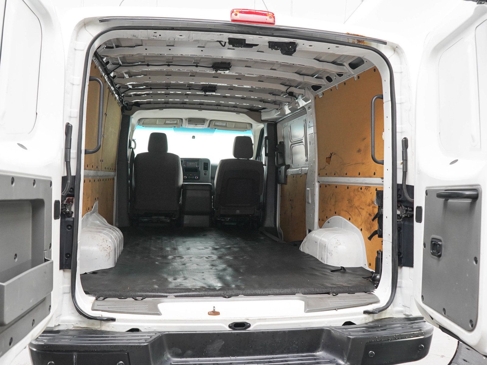 Used 2018 Nissan NV 2500 SV w/ Navigation Package RWD image 9