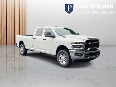 New 2026 RAM 2500 Tradesman w/ Chrome Appearance Group
