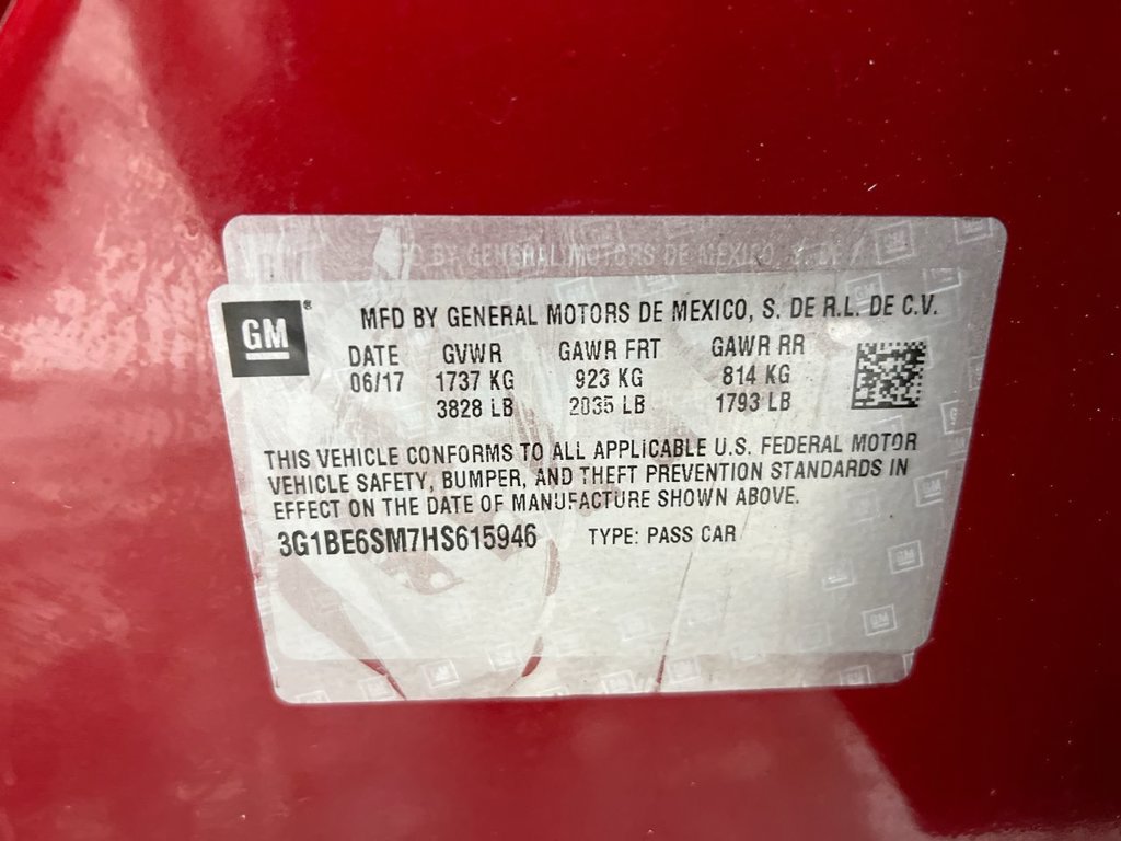 Used 2017 Chevrolet Cruze LT w/ Convenience Package FWD image 27