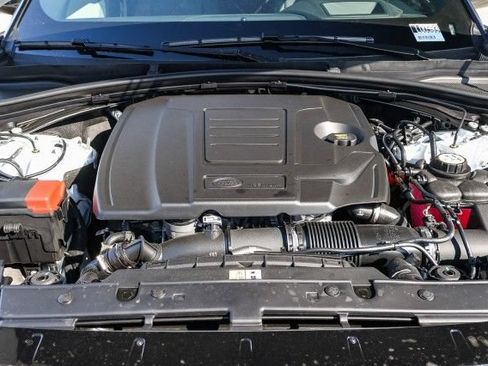 Certified 2026 Land Rover Range Rover Velar Dynamic SE AWD/4WD image 25