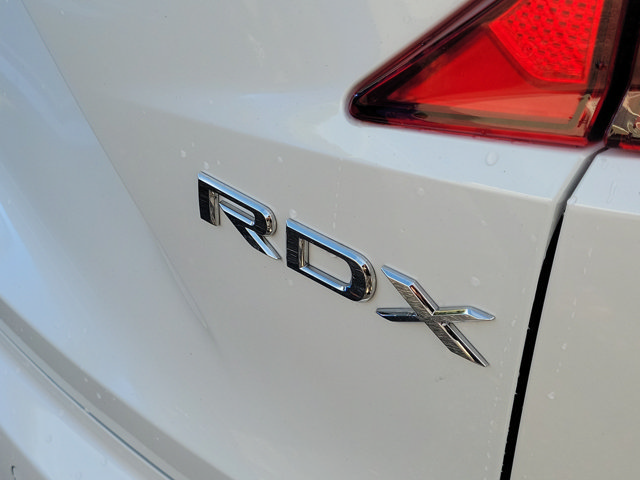 Used 2023 Acura RDX w/ Technology Package FWD image 5