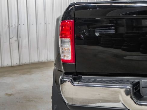 Used 2024 RAM 3500 Tradesman w/ Chrome Appearance Group AWD/4WD image 48