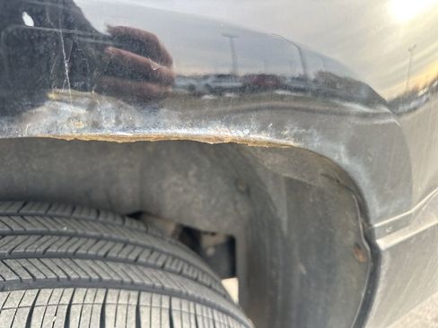 Used 2007 Cadillac Escalade AWD w/ Information Package image 13