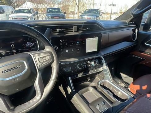 Used 2024 GMC Sierra 2500 Denali Ultimate image 27