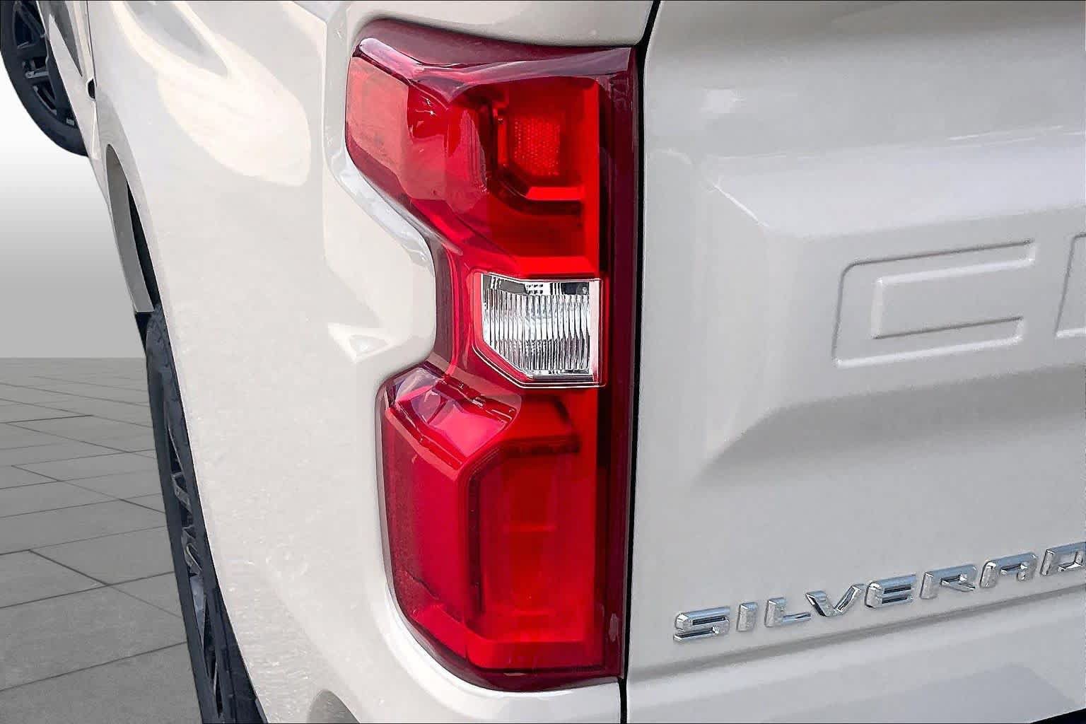 New 2026 Chevrolet Silverado 1500 RST w/ RST Select Package AWD/4WD image 14