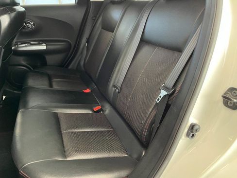 Used 2014 Nissan Juke SL image 32