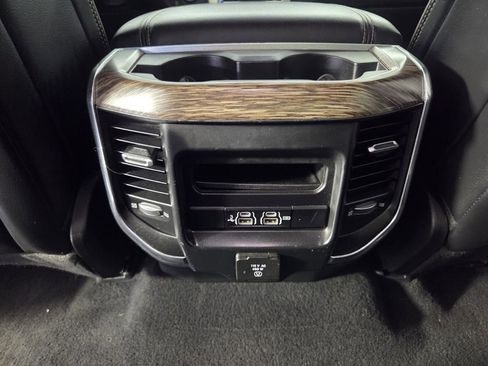 Used 2019 RAM 1500 Laramie RWD image 25
