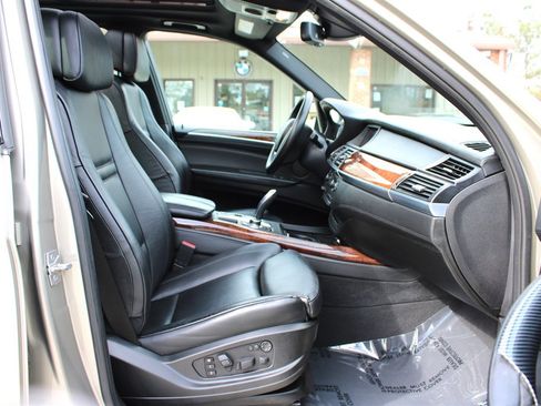 Used 2012 BMW X5 xDrive35d image 19