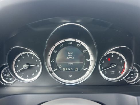 Used 2011 Mercedes-Benz E 550 Cabriolet image 12