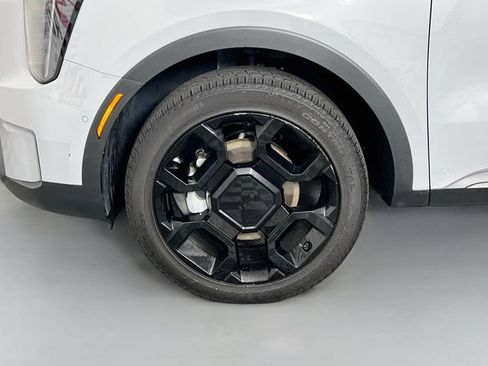 Used 2025 Kia Sorento SX AWD/4WD image 29