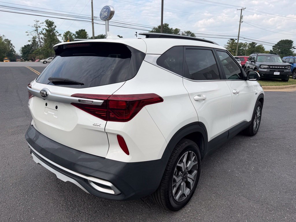 Used 2021 Kia Seltos EX AWD/4WD image 5