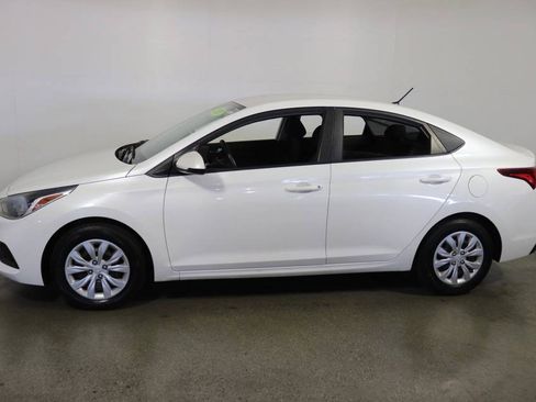 Used 2020 Hyundai Accent SEL image 6