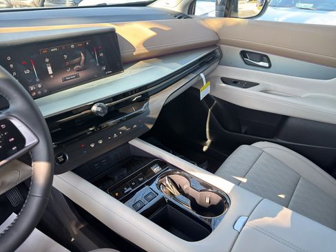 New 2026 Nissan Murano Platinum w/ Cargo Package image 25