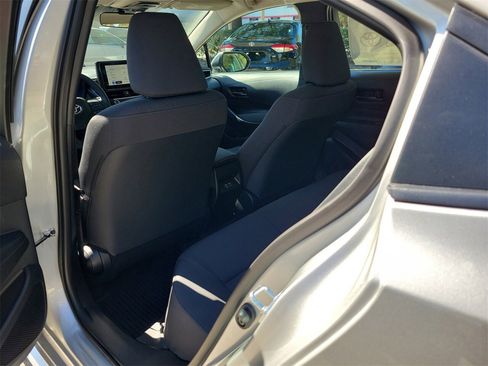 Used 2026 Toyota Corolla LE image 9