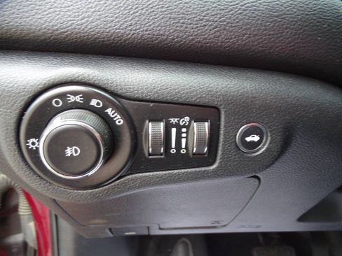 Used 2016 Chrysler 200 C w/ Premium Group FWD image 19