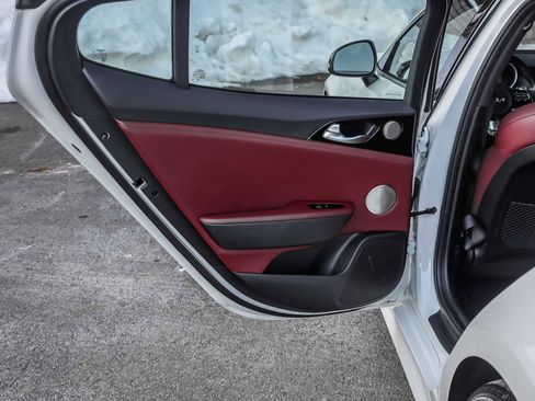 Used 2022 Kia Stinger GT-Line w/ Sun & Sound Package image 19