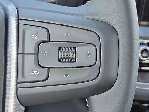 Used 2025 GMC Sierra 2500 SLT w/ SLT Convenience Package image 22