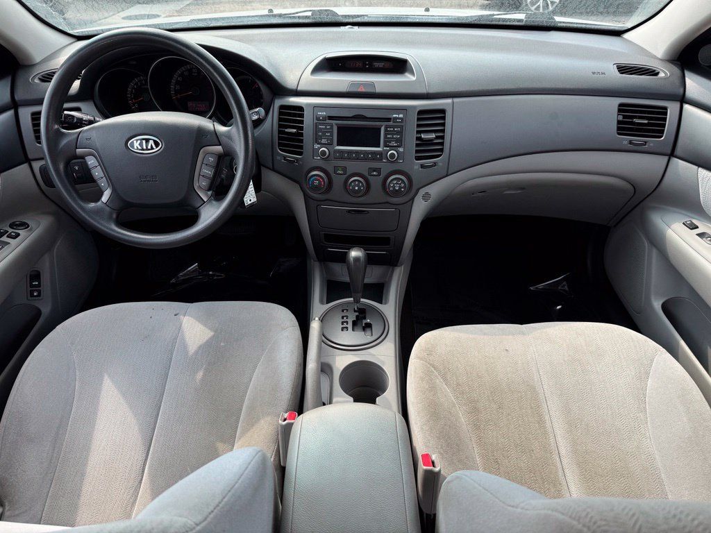 Used 2010 Kia Optima LX FWD image 12