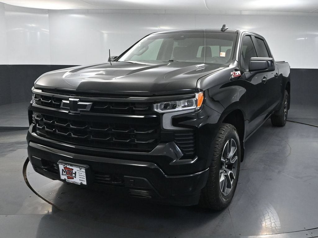 Used 2024 Chevrolet Silverado 1500 RST AWD/4WD image 9