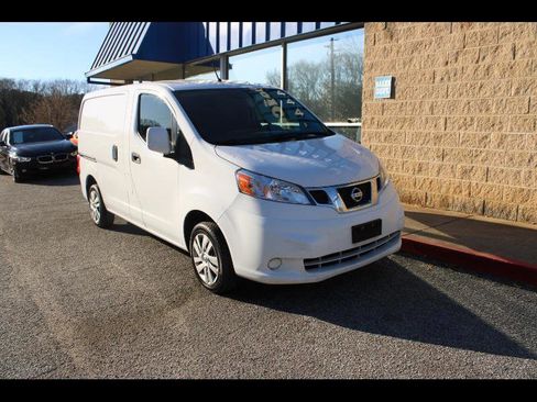 Used 2018 Nissan NV200 SV image 1