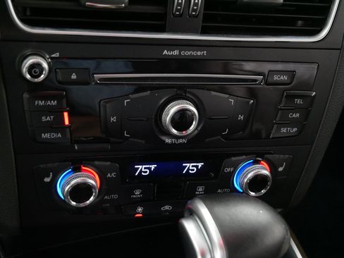 Used 2016 Audi Q5 2.0T Premium image 23