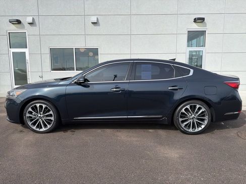 Certified 2018 Kia Cadenza Technology w/ Paint Protection Package FWD image 3