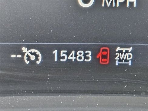 Used 2023 Buick Envision Preferred w/ Sport Touring Package image 29