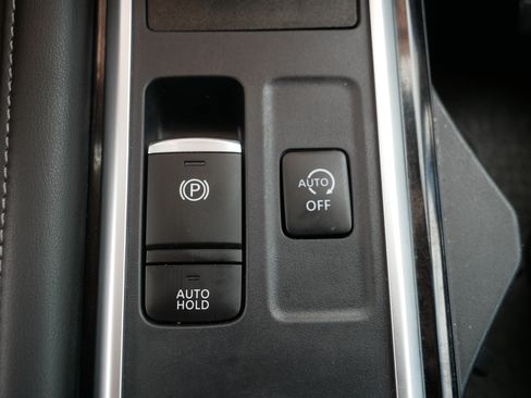 Certified 2024 Nissan Pathfinder SV AWD/4WD image 32
