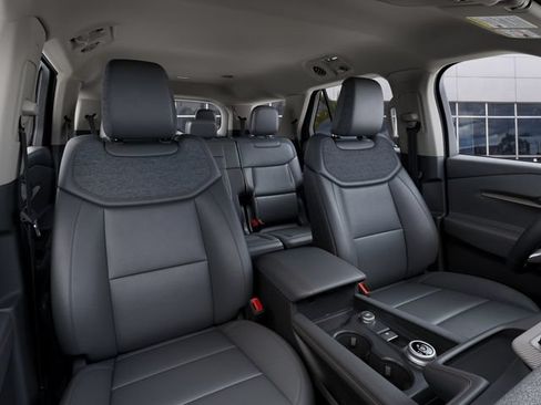 New 2027 Ford Explorer Active w/ Active Comfort Package RWD image 10