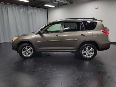 Used 2011 Toyota RAV4 4WD w/ Upgrade Value Pkg image 5