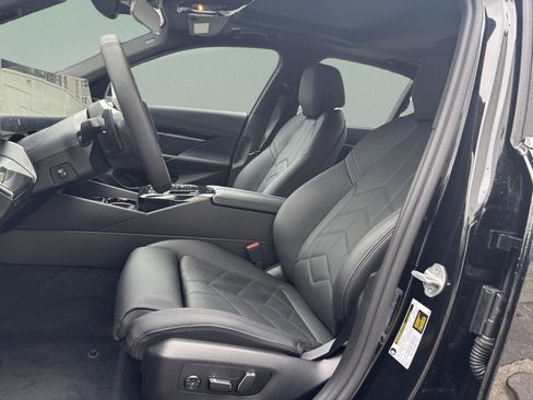 Used 2026 BMW 530i image 18