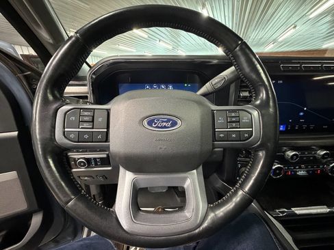 Used 2023 Ford F250 Lariat w/ Sport Appearance Package image 30