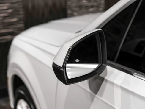 Used 2019 Audi Q7 2.0T Premium Plus w/ Premium Plus Package image 37