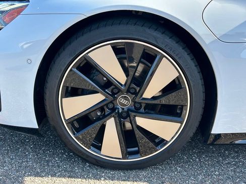 Used 2023 Audi e-tron GT Prestige w/ Prestige Package AWD/4WD image 38