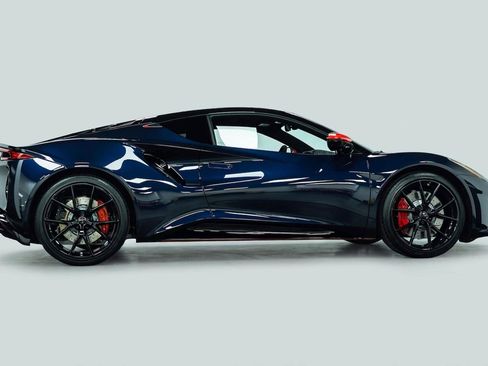 New 2026 Lotus Emira SE image 5