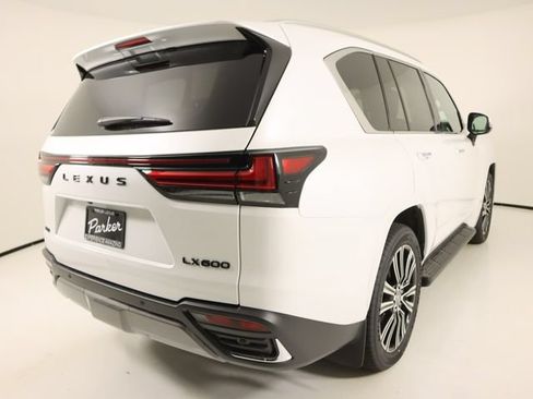 New 2026 Lexus LX 600 4WD w/ Luxury Package image 4