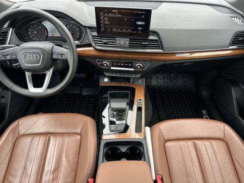 Used 2023 Audi Q5 2.0T Premium w/ Convenience Package image 14