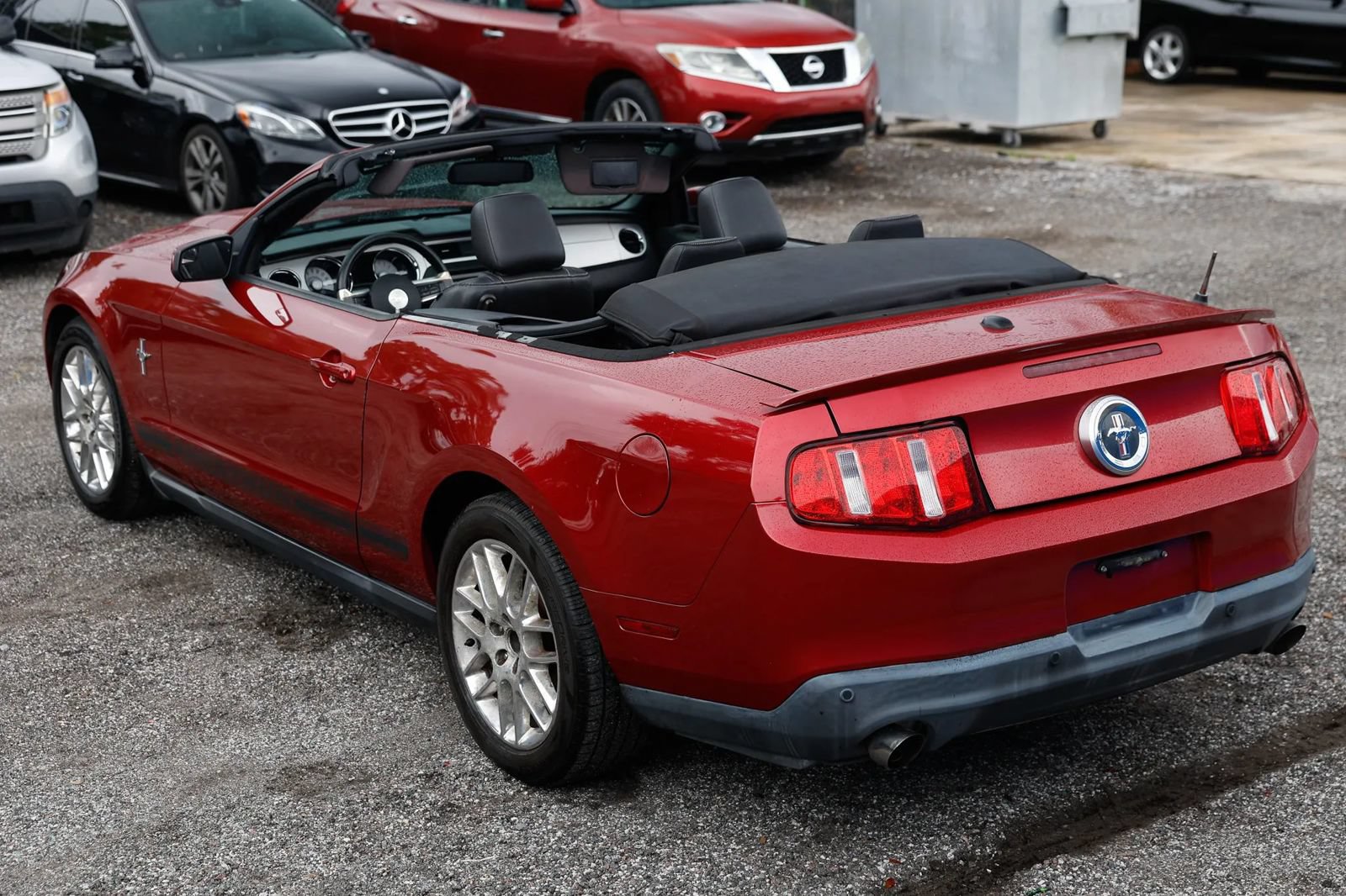 Used 2012 Ford Mustang Premium w/ Electronics Pkg RWD image 4