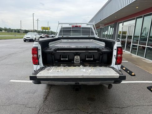 Used 2018 Chevrolet Silverado 2500 LT w/ LT Fleet Convenience Package AWD/4WD image 5