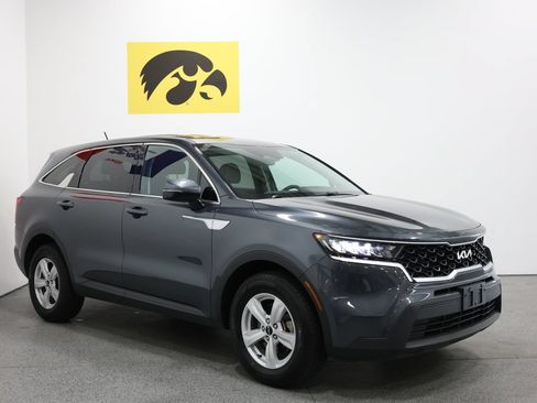 Used 2022 Kia Sorento LX FWD image 6