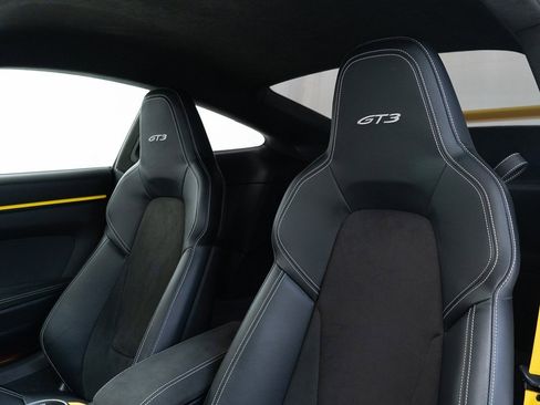 Used 2022 Porsche 911 GT3 image 16
