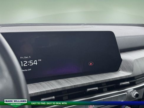 Used 2024 Kia Telluride EX FWD image 11